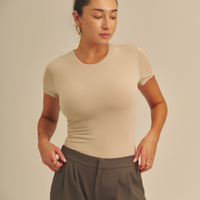 Aurafit Padded Tee / 亜麻色(greige)