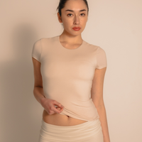 AuraFit Padded Tee / 胡粉(off white)