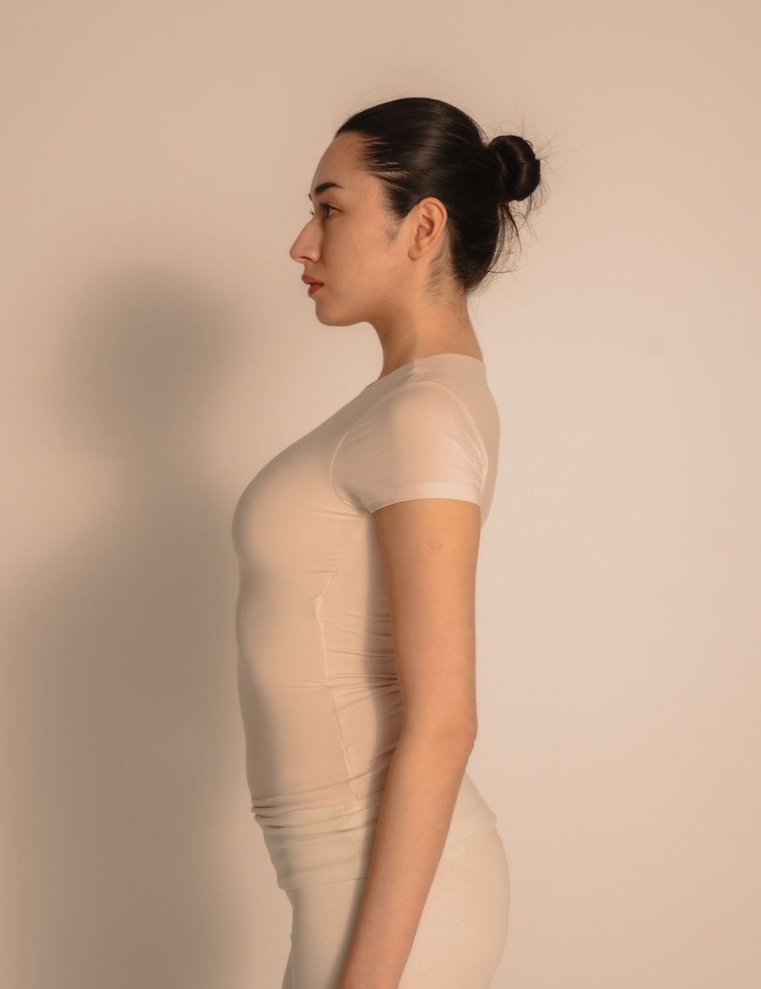 AuraFit Padded Tee / 胡粉(off white)