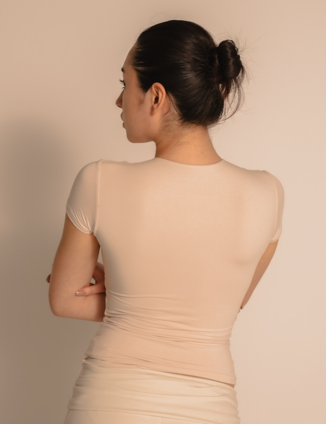 AuraFit Padded Tee / 胡粉(off white)