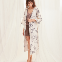 luxe KIMONO robe / 白花 (ivory)
