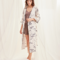 luxe KIMONO robe / 白花 (ivory)