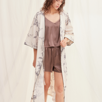 luxe KIMONO robe / 白花 (ivory)