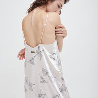 rich satin dress / 白花 (ivory)