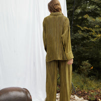 elegant satin pleated shirt