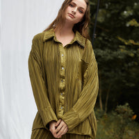 elegant satin pleated shirt
