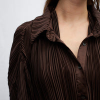 elegant satin pleated shirt