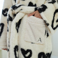 lightweight luxe fur robe / 白(white/heart print)