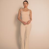 【10月末発送】LuxeFit Flare Leggings / 胡粉(off white)