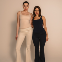 【10月末発送】LuxeFit Flare Leggings / 胡粉(off white)