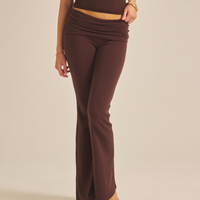 【COMING SOON】LuxeFit Flare Leggings / 焦茶(dark brown)