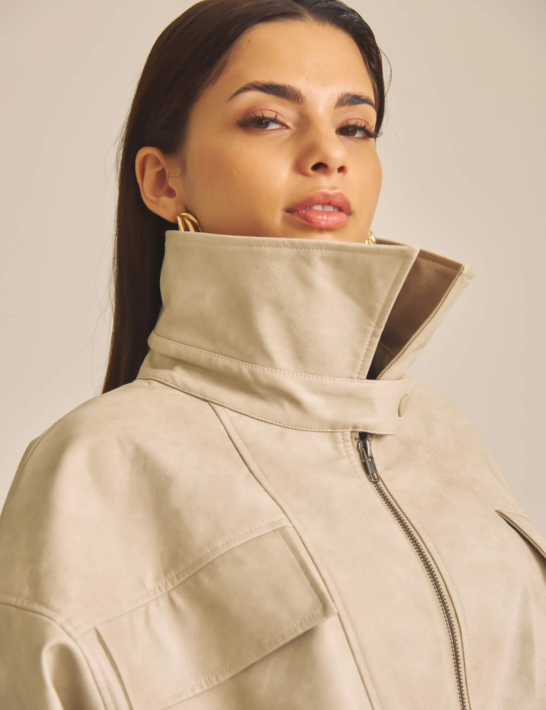 Vegan leather city jacket / 白花(ivory)