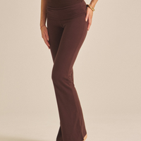 【COMING SOON】LuxeFit Flare Leggings / 焦茶(dark brown)