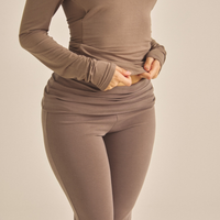 【COMING SOON】LuxeFit Flare Leggings / 紫鼠(charcoal)