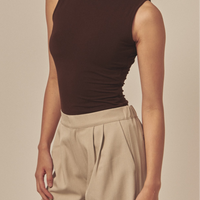 AuraFit NeckHug Padded Tank / 枯茶(brown)