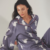 Chic Comfort Satin Pajama Pants / Gray