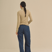 Sheer Grace Turtleneck / 亜麻色(greige)