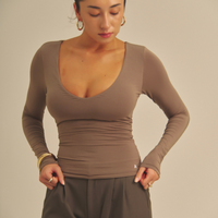 Aurafit V-Line Padded Longsleeve / 紫鼠(charcoal)