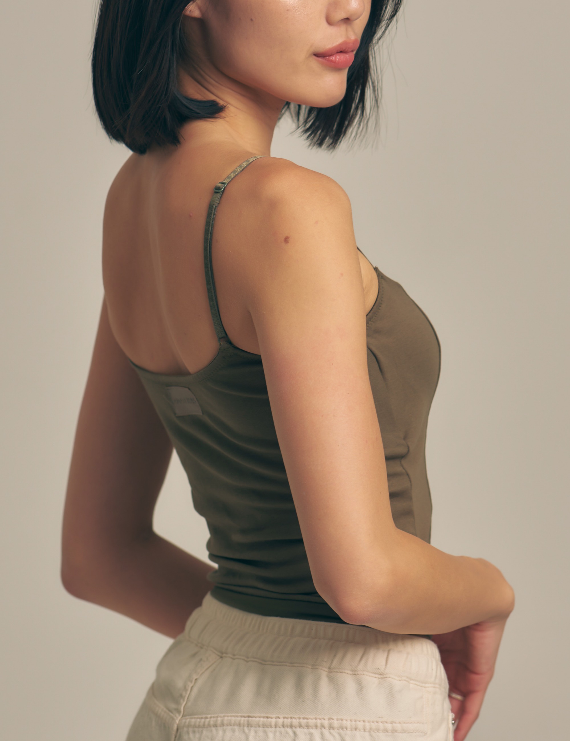 Dreamy Camisole / 松葉(khaki) – AMATERASJAPAN