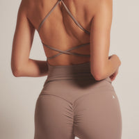 Aura Active Padded Halter Tanktop / 薄色(greige)