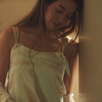 Sunlit Winery Silky Tanktop / 亜麻(gold)