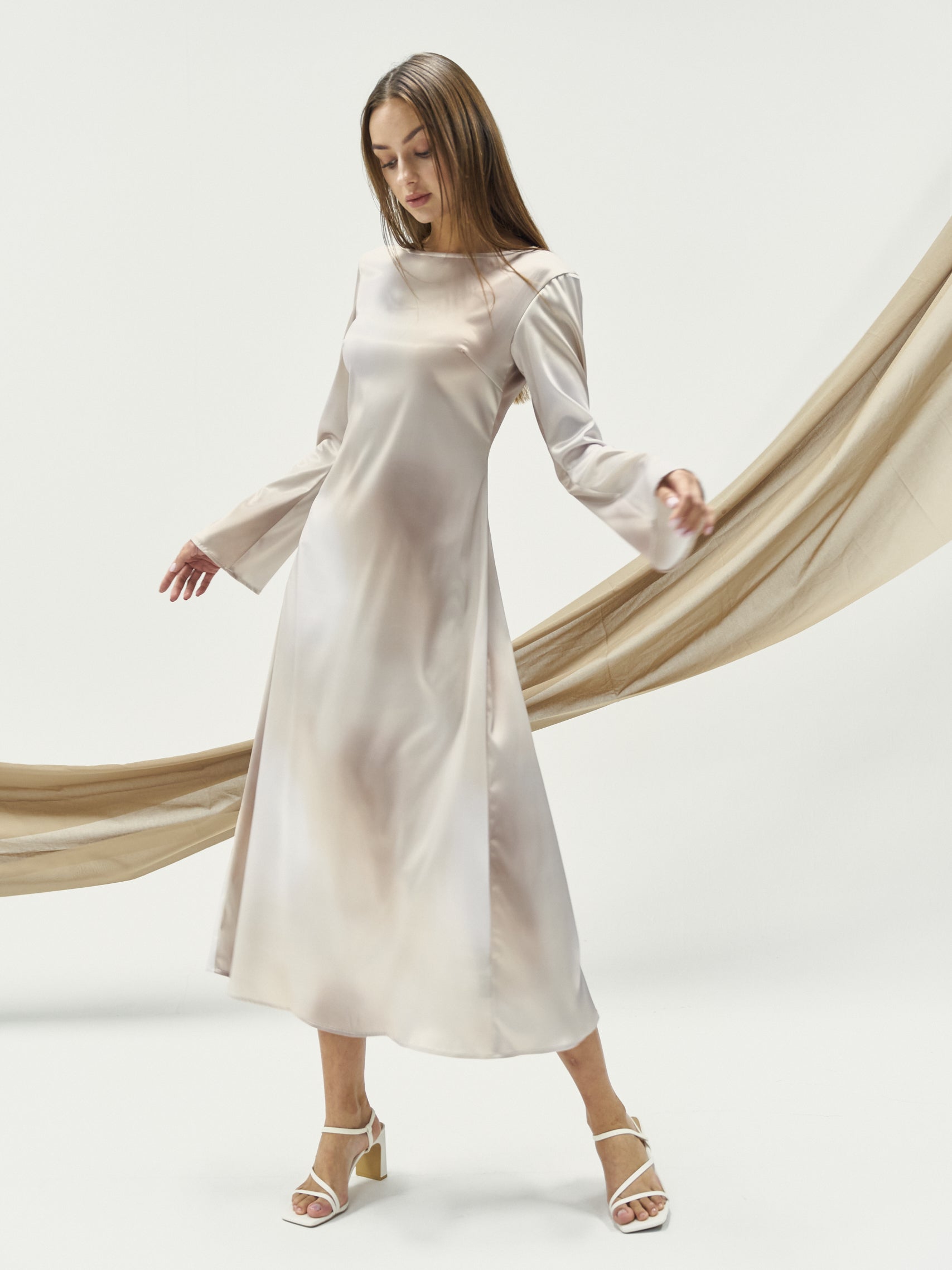 satin back open maxi dress / flax (beige) – AMATERASJAPAN