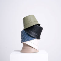 emblem bucket hat / blue logo