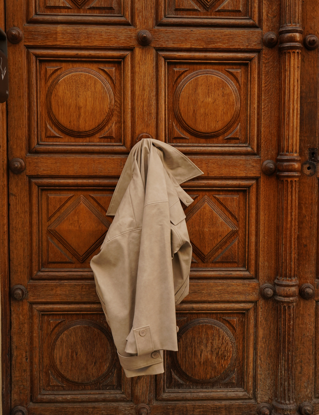 Vegan leather city jacket / 白花(ivory)