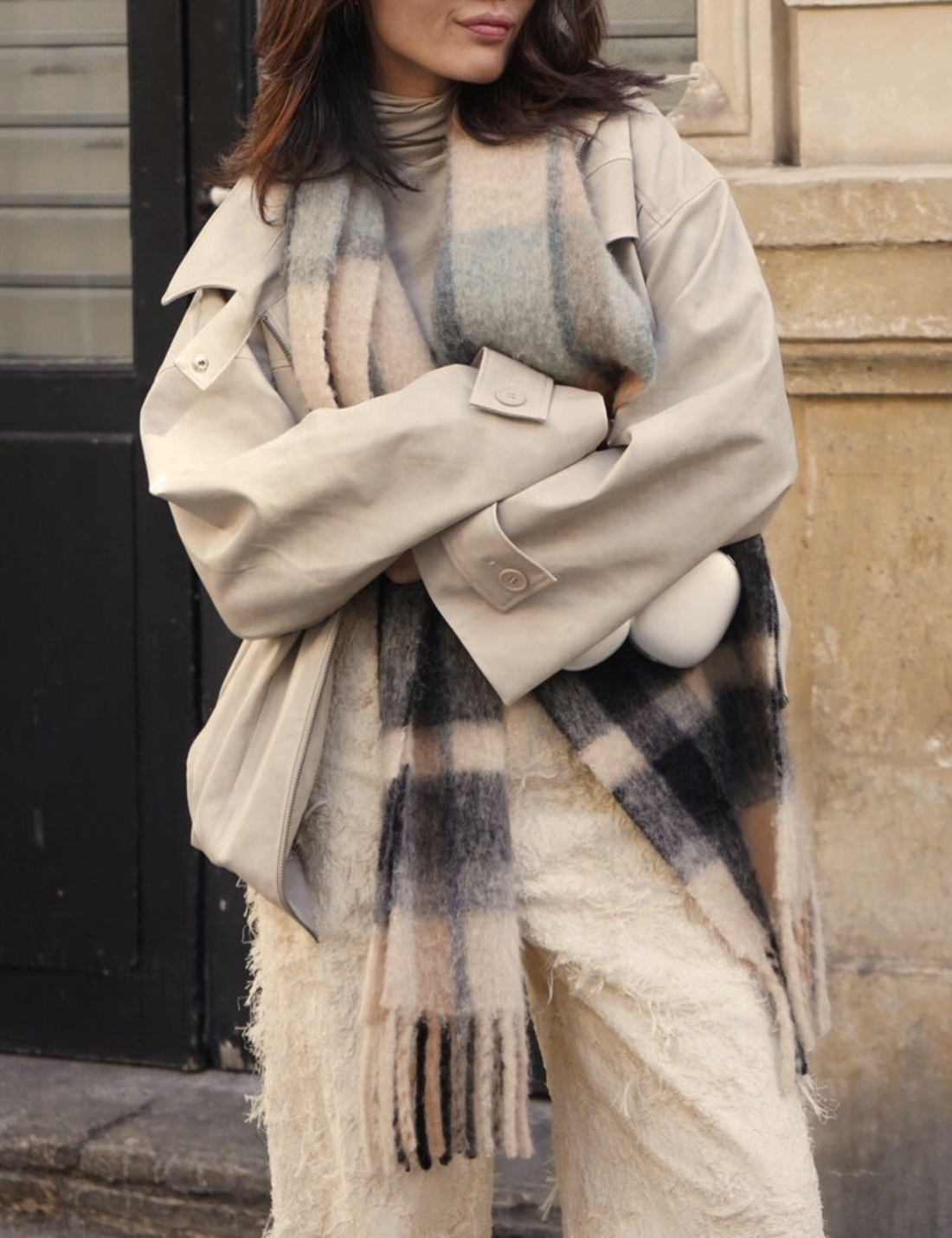 Vegan leather city jacket / 白花(ivory)