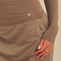 【COMING SOON】Aurafit Padded Long Sleeve Top / 紫鼠(charcoal)