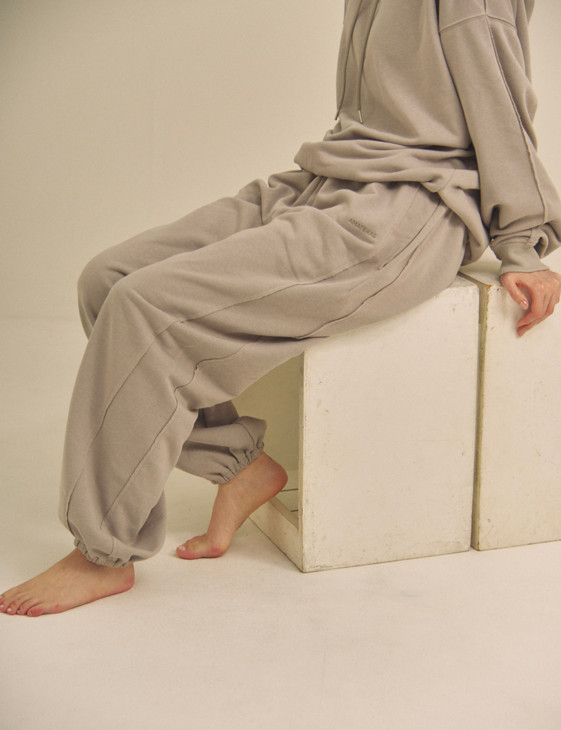 City Comfort Sweat Pants / 薄墨(gray)