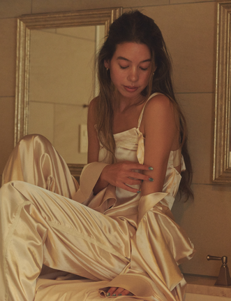 Sunlit Winery Silky Long Robe / 亜麻(gold)