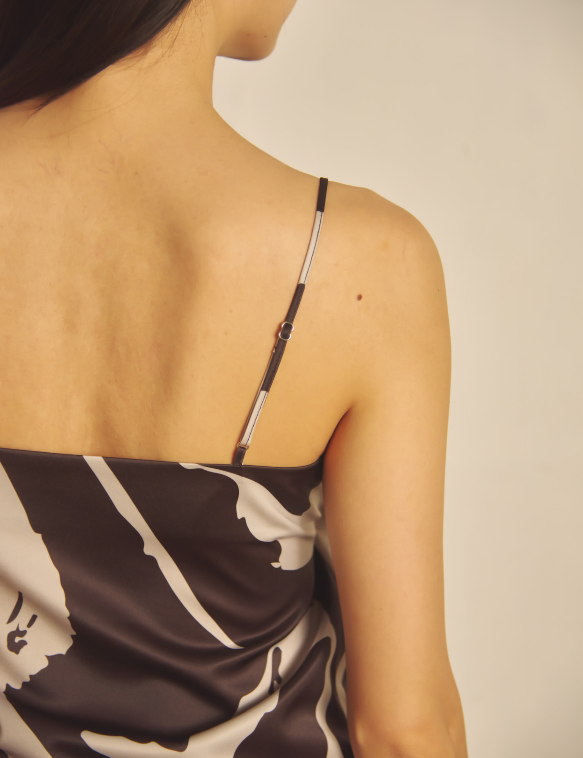Fude Silky Satin Camisole / Karecha (brown)
