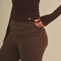 Aurafit V-Line Padded Longsleeve / 焦茶(dark brown)