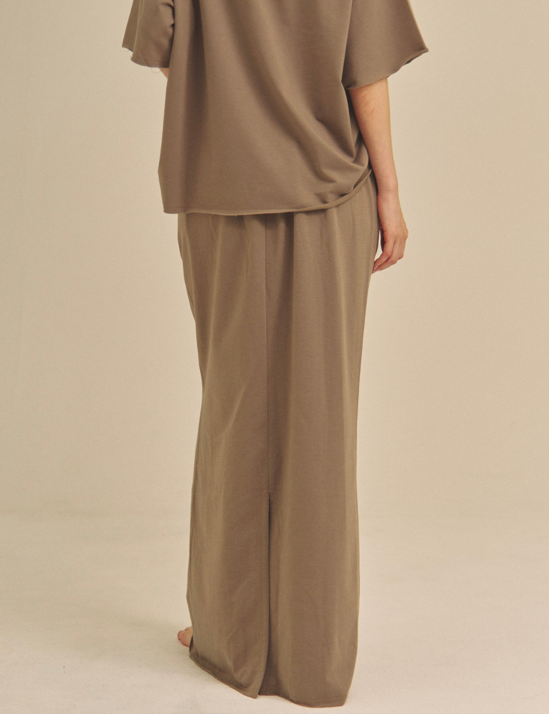 Gentle Line Lounge Skirt / 紫鼠(charcoal)