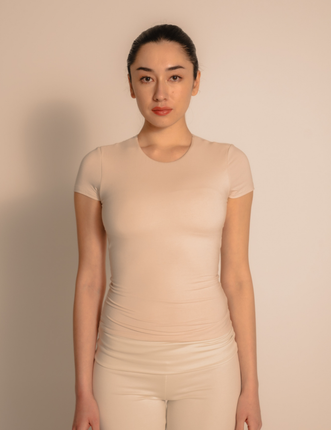 AuraFit Padded Tee / 胡粉(off white)