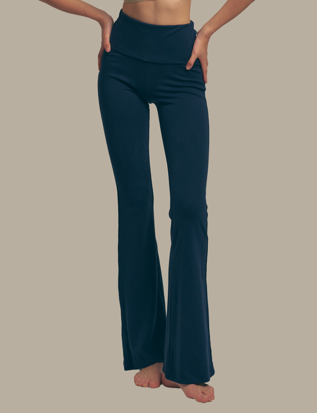 LuxeFit Flare Leggings / 濃藍(navy)