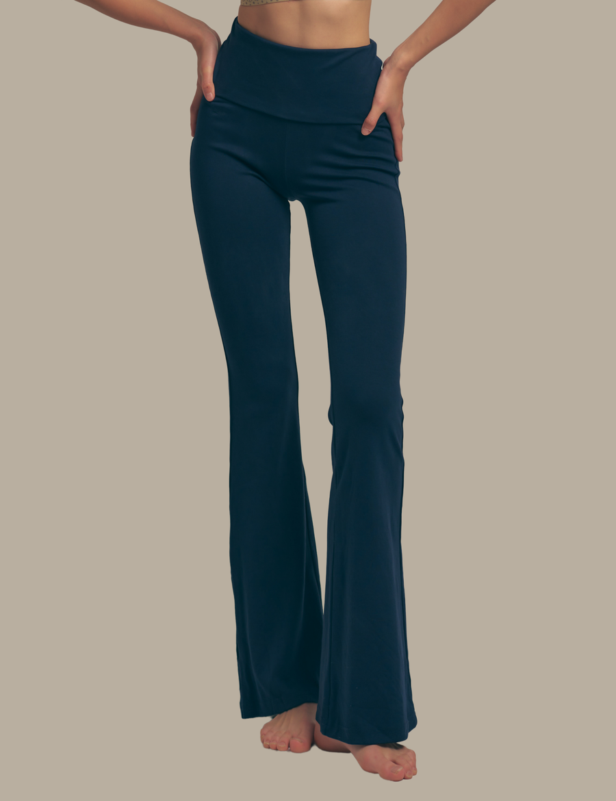 LuxeFit Flare Leggings / 濃藍(navy)