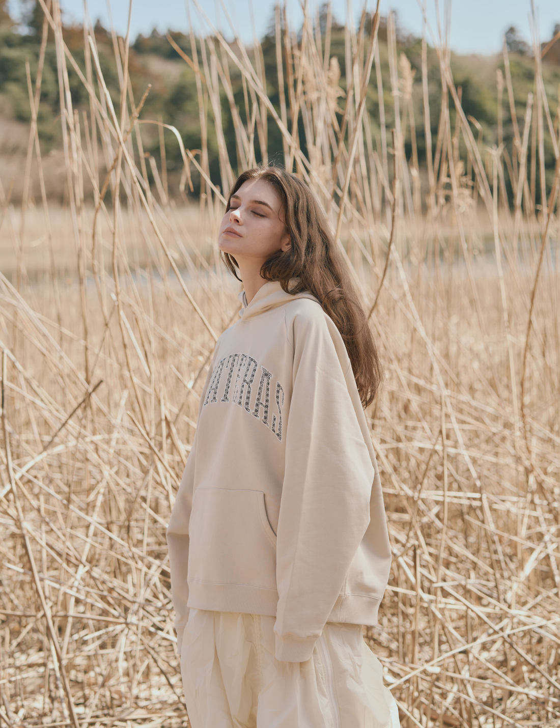 Basic volume 和柄 hoodie / 亜麻(beige) – AMATERASJAPAN Basic volume 和柄 hoodie / 亜麻(beige) – AMATERASJAPAN