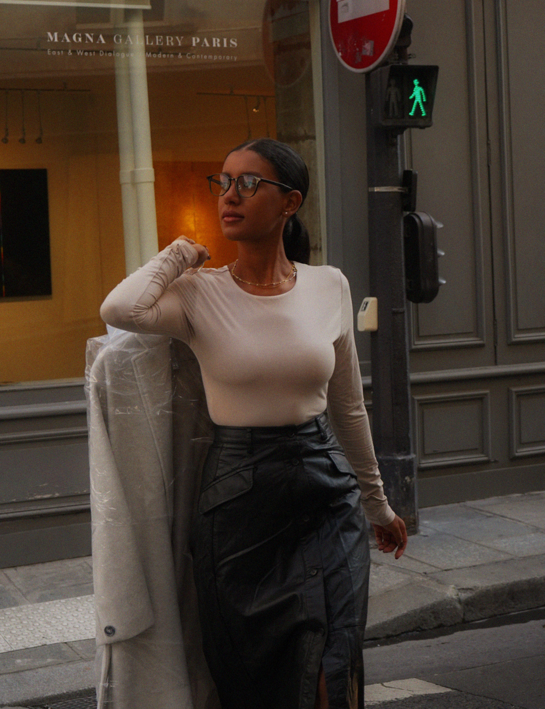 【COMING SOON】Aurafit Padded Long Sleeve Top / 亜麻色(greige)