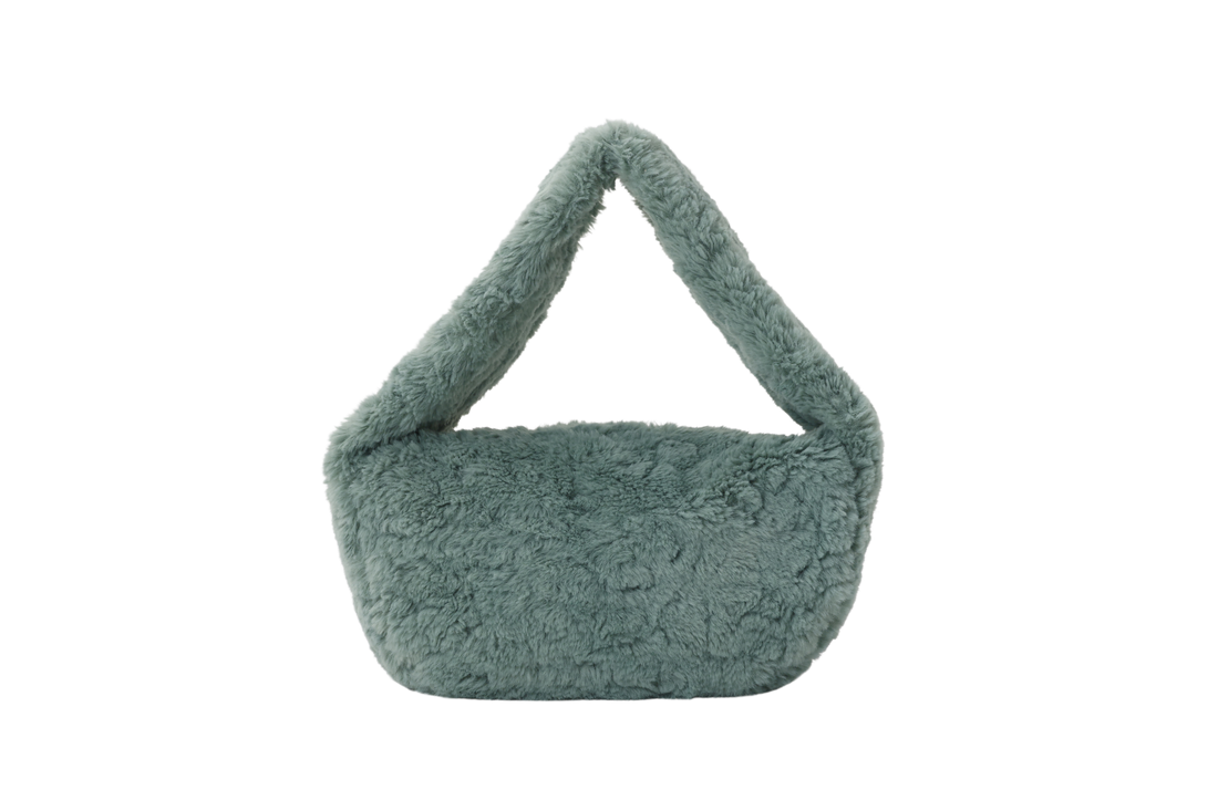 winter fuzzy shoulder bag / 薄花(light blue)