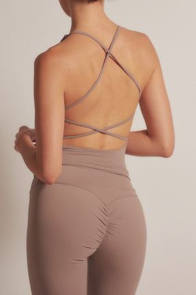 Aura Active Padded Halter Tanktop / 薄色(greige)