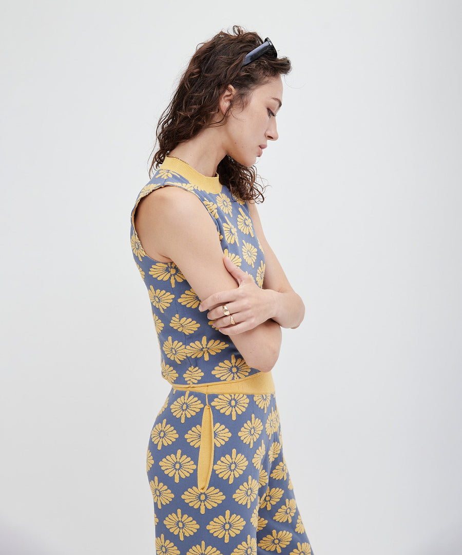 relaxing KIKU knit top / 薄花(light blue)