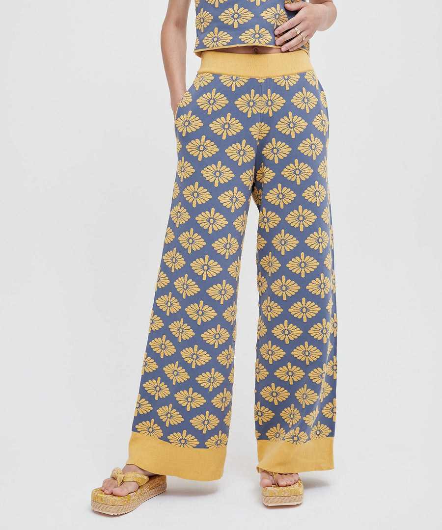 relaxing KIKU knit pants