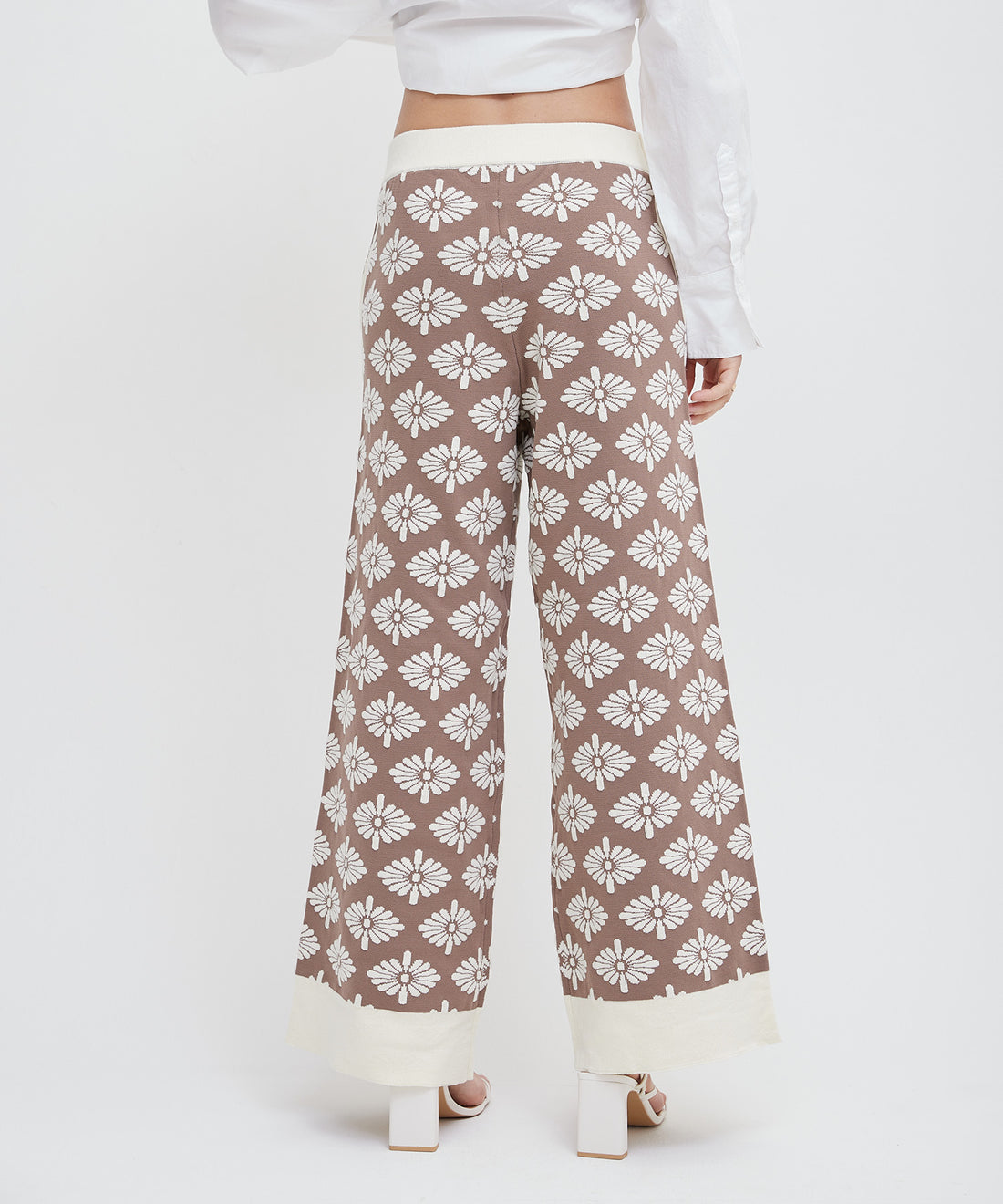 relaxing KIKU knit pants