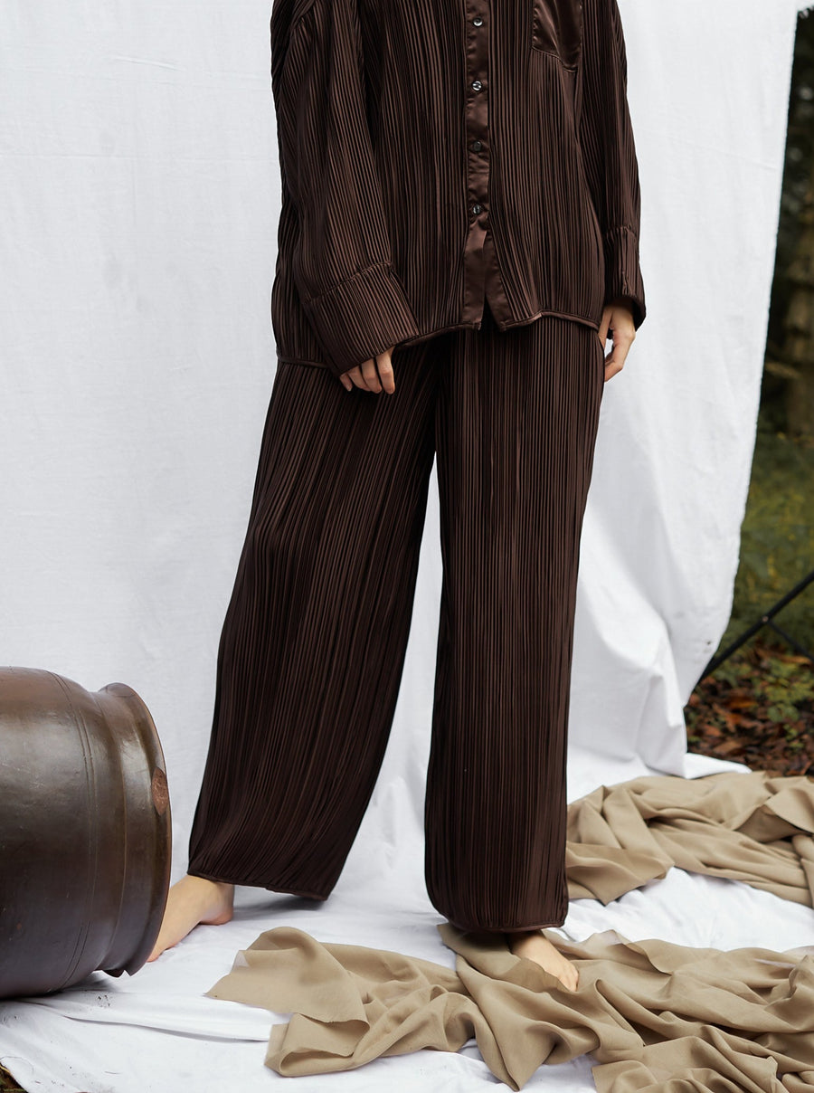 elegant satin pleated pants