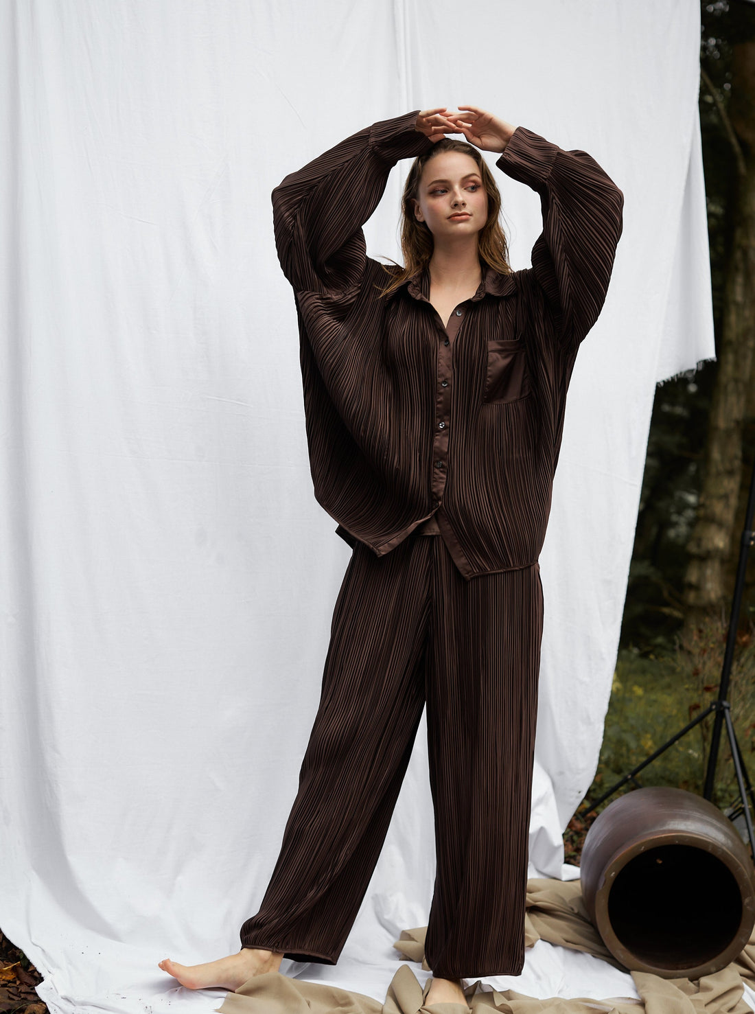 elegant satin pleated pants