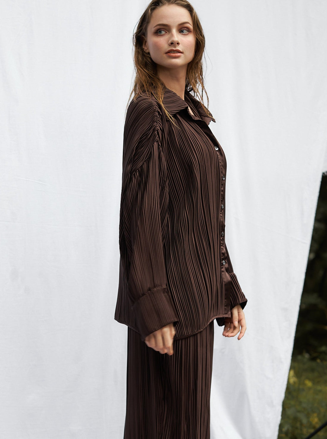 elegant satin pleated shirt