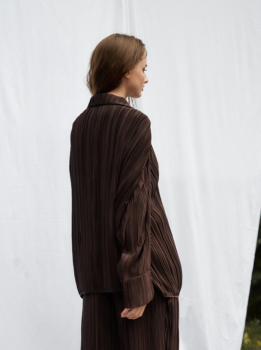 elegant satin pleated shirt