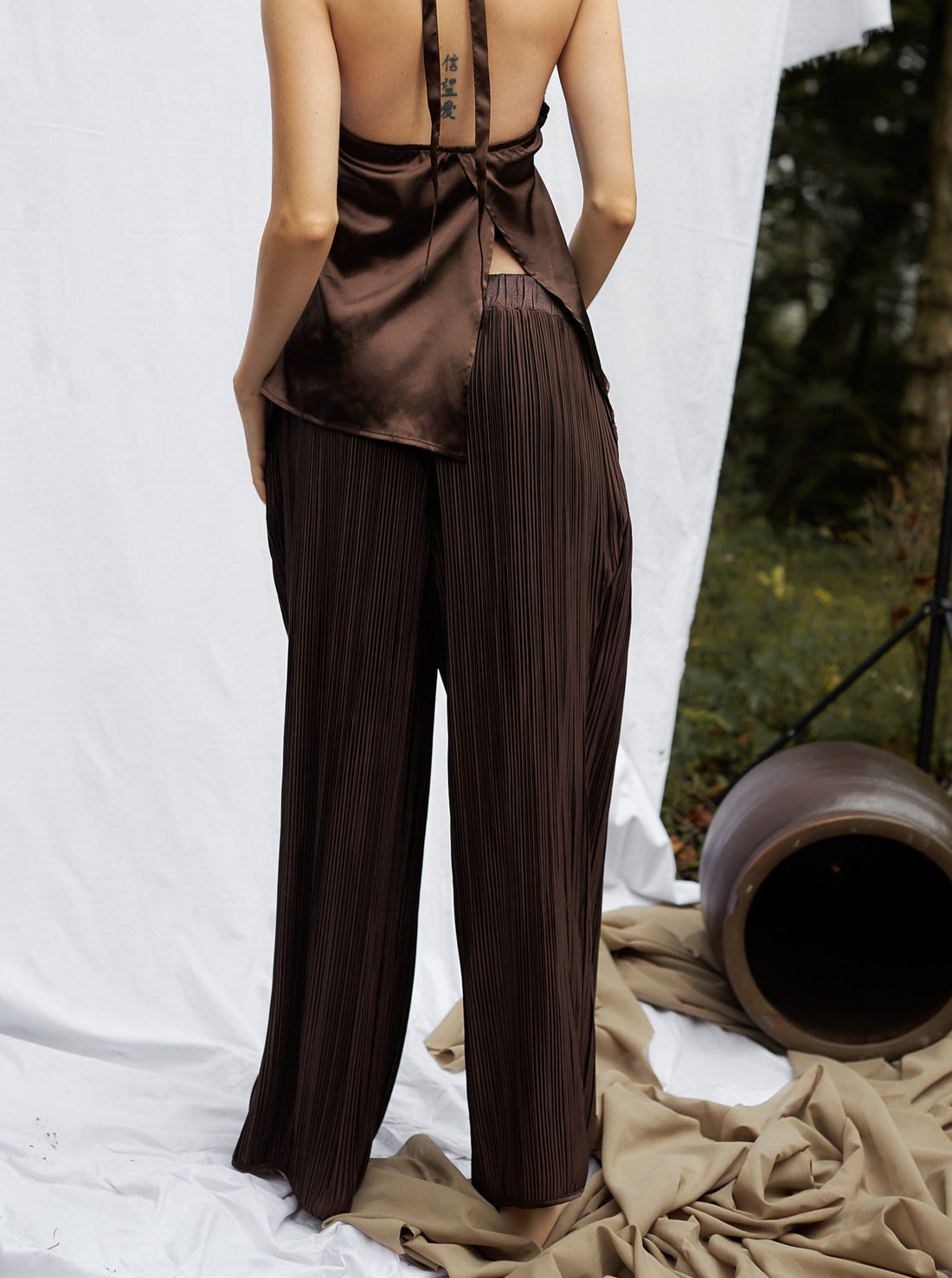 elegant satin pleated pants